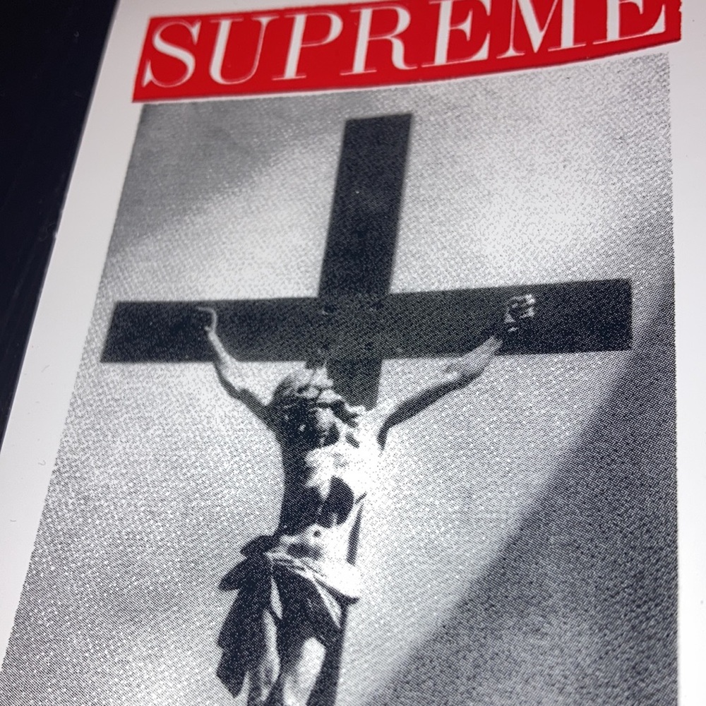 (1) Supreme Sticker - Picture 3 of 5